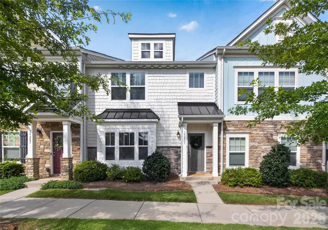 Townhouse for sale at 15211 Meacham Farm Dr, Huntersville, NC 28078 | MLS# 4393478