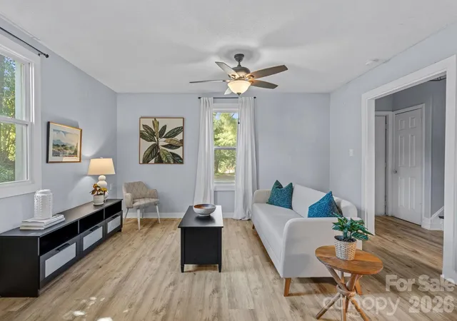 Photo 2 of Single family home for sale at 5662 Coulee Pl, Charlotte, NC 28217 | MLS# 4393487 | Listing updated on 2026-08-15