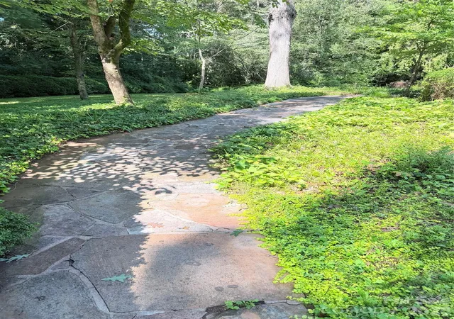 2nd image of 800 W 7th St, Newton, NC 28658 | MLS# 4393498