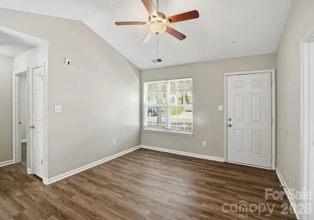 Photo 3 of Single family home for sale at 2928 Westwinds Ct, Charlotte, NC 28214 | MLS# 4393510 | Listing updated on 2026-09-24