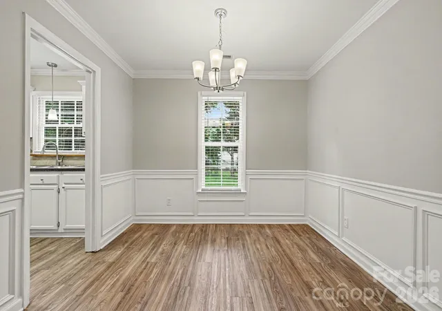 Photo 3 of Single family home for sale at 8904 Brown Oak Ct, Charlotte, NC 28227 | MLS# 4393518 | Listing updated on 2026-09-23