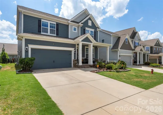 Photo 3 of Single family home for sale at 1016 Arbury Way, Waxhaw, NC 28173 | MLS# 4393519 | Listing updated on 2026-08-29