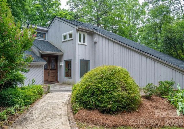 Homes for sale in Clover, SC | 40 Catawba Ridge Rd, Clover, SC 29710 | MLS# 4393526