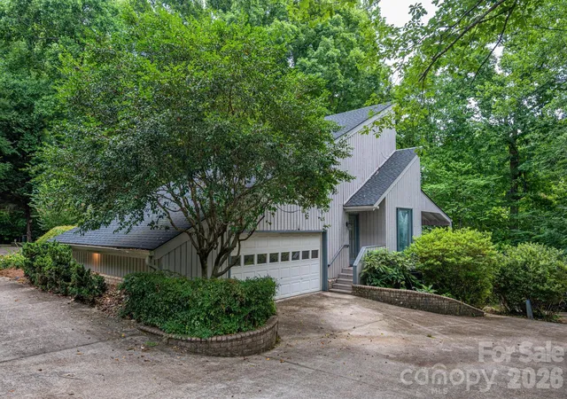 Homes for sale in Clover, SC | 40 Catawba Ridge Rd, Clover, SC 29710 | MLS# 4393526