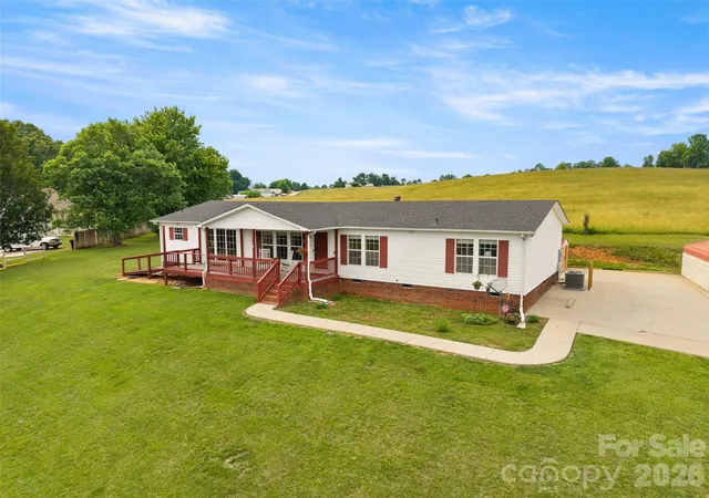 3rd image of 30 Countryside Dr, Hendersonville, NC 28792 | MLS# 4393532
