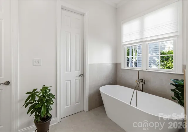 Photo 3 of Single family home for sale at 2436 Commons Ct, Fort Mill, SC 29708 | MLS# 4393554 | Listing updated on 2026-10-02