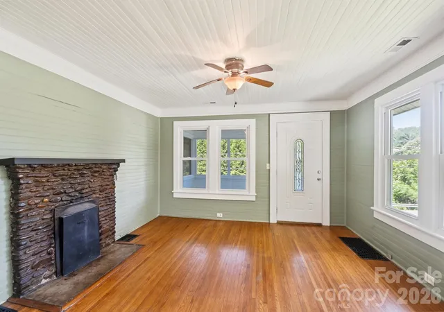 4th image of 441 Main St, Clyde, NC 28721 | MLS# 4393557