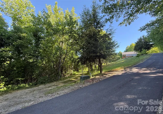 19th image of 9999 Hunters Ridge Rd, Canton, NC 28716 | MLS# 4393614