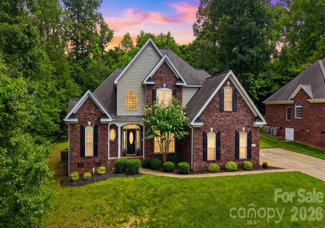 2nd image of 1110 Mayfield Cir Nw, Conover, NC 28613 | MLS# 4393654