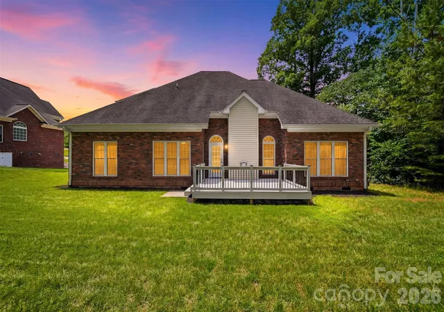 4th image of 1110 Mayfield Cir Nw, Conover, NC 28613 | MLS# 4393654