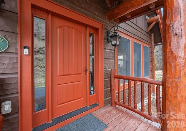 Photo 4 of Single family home for sale at 635 Acorn Nvno, Zionville, NC 28698 | MLS# 4393669 | Listing updated on 2026-09-01