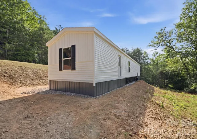 22nd image of 7499 Virginia Rdg, Connelly Springs, NC 28612 | MLS# 4393674