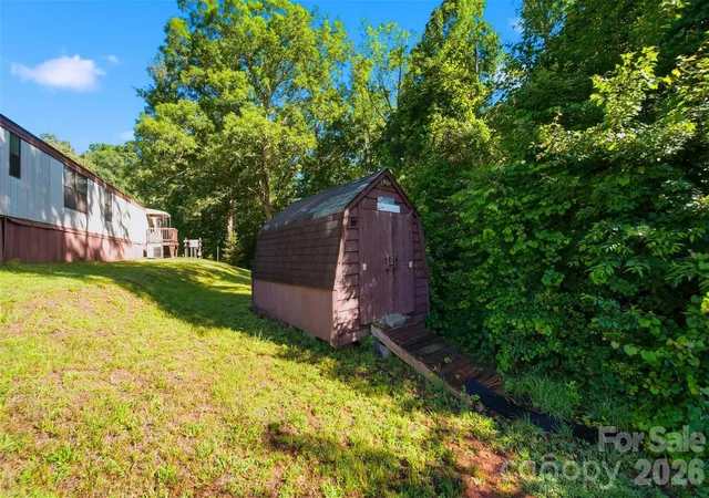 3rd image of 300 Excelsior Dr, Connelly Springs, NC 28612 | MLS# 4393679