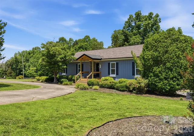 Homes for sale in Taylorsville, NC | 21 Eagle Dr, Taylorsville, NC 28681 | MLS# 4393704