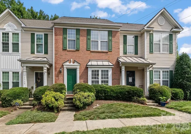 Photo 2 of Townhouse for sale at 12541 Jessica Pl, Charlotte, NC 28269 | MLS# 4393712 | Listing updated on 2026-08-12