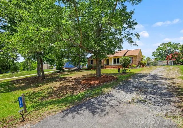 Photo 3 of Sale Pending at 2570 Watson Dr, Lancaster, SC 29720 | MLS# 4393725 | Listing updated on 2026-07-08