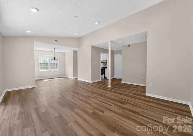 4th image of 7812 Surreywood Pl, Charlotte, NC 28270 | MLS# 4393733