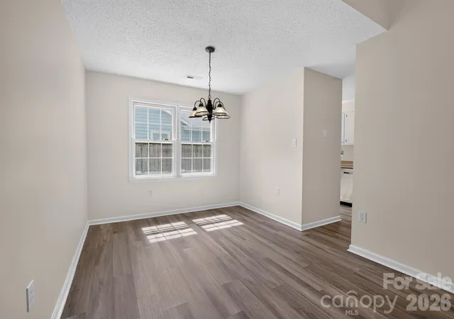 5th image of 7812 Surreywood Pl, Charlotte, NC 28270 | MLS# 4393733