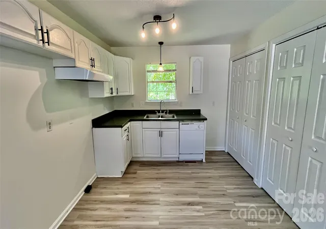5th image of 908 Green St, Salisbury, NC 28144 | MLS# 4393782