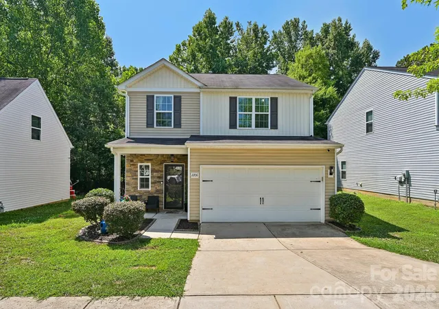 Homes for sale in Charlotte, NC | 2206 Turtle Point Rd, Charlotte, NC 28262 | MLS# 4393801