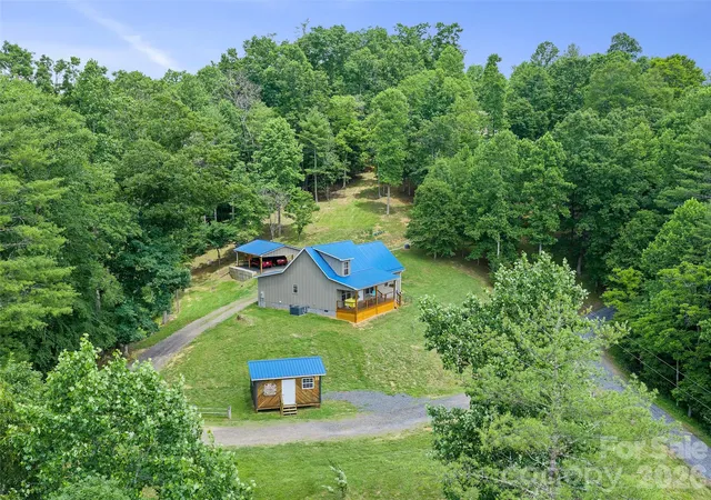 Photo 1 of Single family home for sale at 109 Tall Timber Ln, Green Mountain, NC 28740 | MLS# 4393810 | Listing updated on 2026-08-12