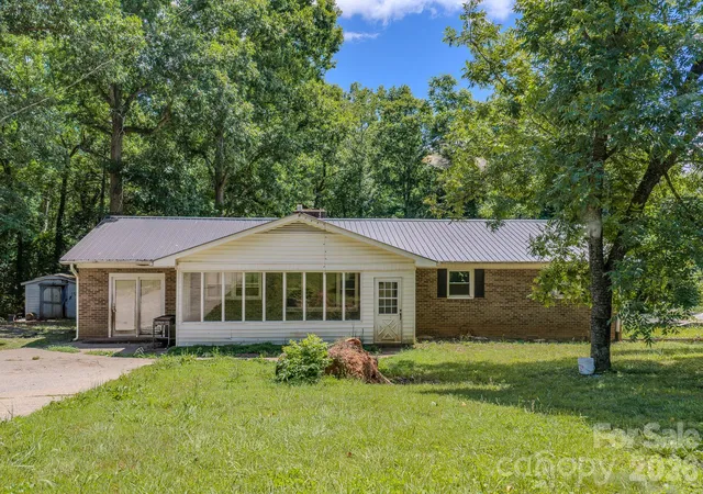5th image of 886 Pearidge Rd, Bostic, NC 28018 | MLS# 4393871