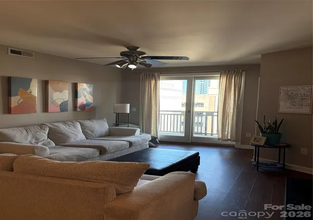 5th image of 718 W Trade St #707, Charlotte, NC 28202 | MLS# 4393877