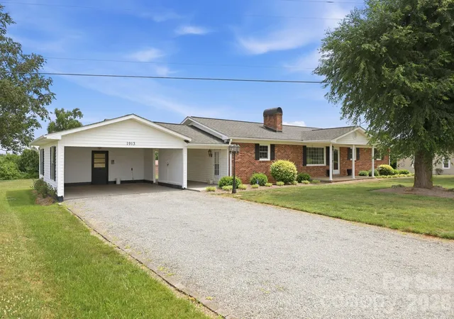 4th image of 1913 Nebo Rd, Boonville, NC 27011 | MLS# 4393899