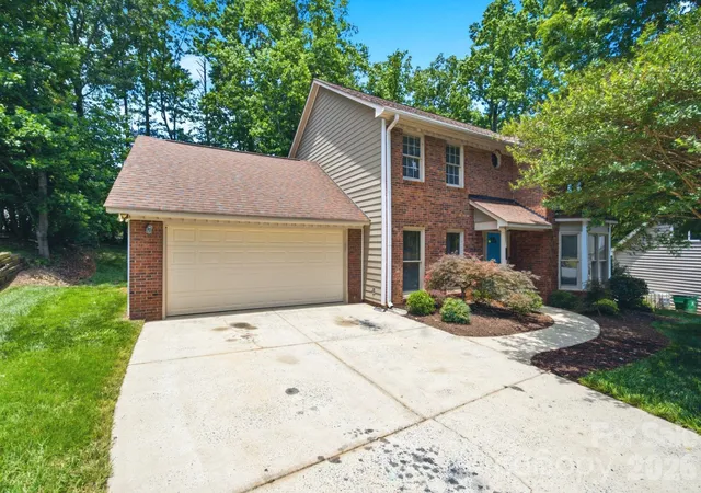 Homes for sale in Charlotte, NC | 503 Wyre Forest Ct, Charlotte, NC 28270 | MLS# 4393904