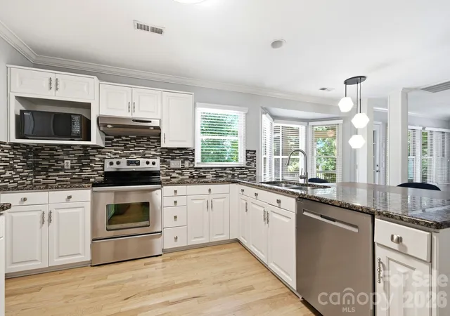 Photo 4 of Single family home for sale at 503 Wyre Forest Ct, Charlotte, NC 28270 | MLS# 4393904 | Listing updated on 2026-09-30