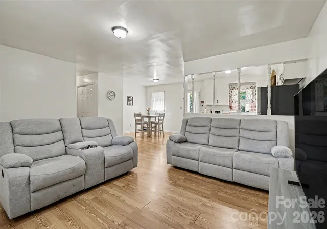 4th image of 308 N Carpenter St, Kings Mountain, NC 28086 | MLS# 4393914