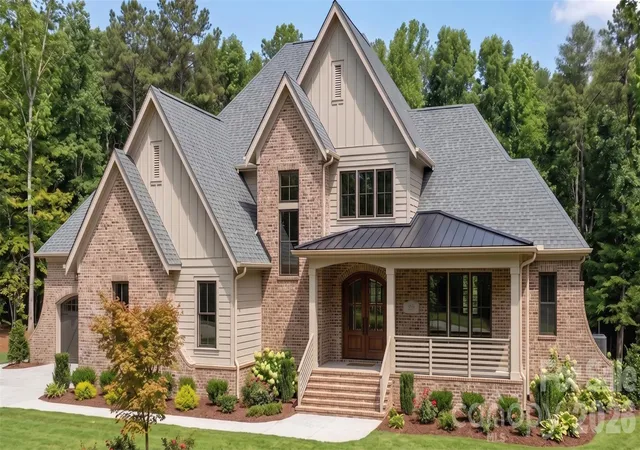 Photo 1 of Single family home for sale at 2031 Holbrook Rd, Fort Mill, SC 29715 | MLS# 4393915 | Listing updated on 2026-07-12