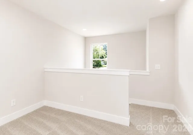 Photo 2 of Single family home for sale at 102 6th Avenue Se, Hildebran, NC | MLS# 4393927 | Listing updated on 2026-08-27