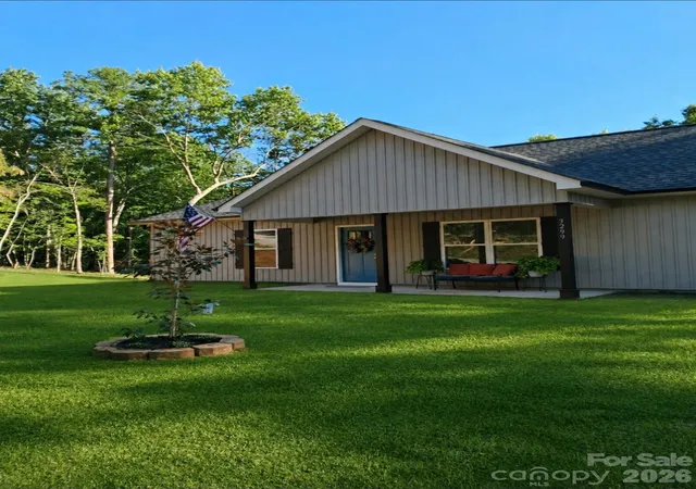 Photo 1 of Single family home for sale at 3299 Old Seine Rd, Smyrna, SC 29743 | MLS# 4393937 | Listing updated on 2026-08-29