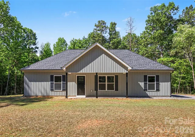 Homes for sale in Smyrna, SC | 3299 Old Seine Rd, Smyrna, SC 29743 | MLS# 4393937
