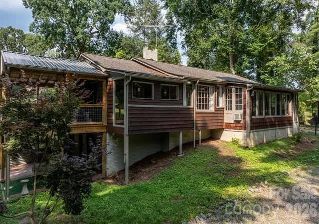 Homes for sale in Granite Falls, NC | 3466 Dry Ponds Rd, Granite Falls, NC 28630 | MLS# 4393948
