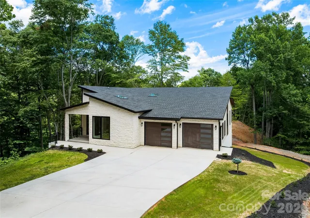 Homes for sale in Leicester, NC | 23 Early Spring Wy, Leicester, NC 28748 | MLS# 4393952