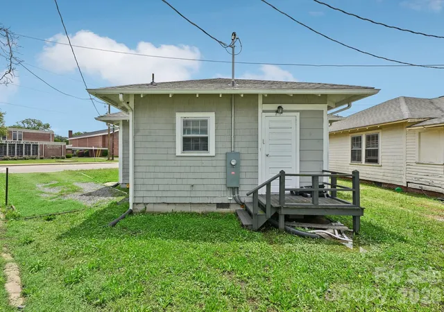 Homes for sale in Chester, SC | 111 Church St, Chester, SC 29706 | MLS# 4393960