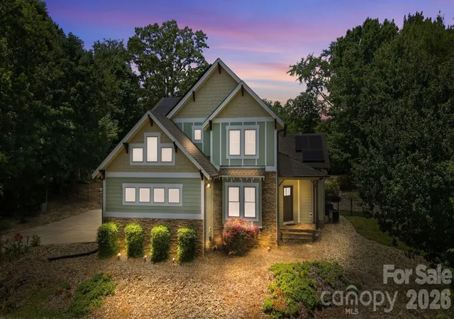 Homes for sale in Belmont, NC | 1104 Sawtooth Oak Ln, Belmont, NC 28012 | MLS# 4393976