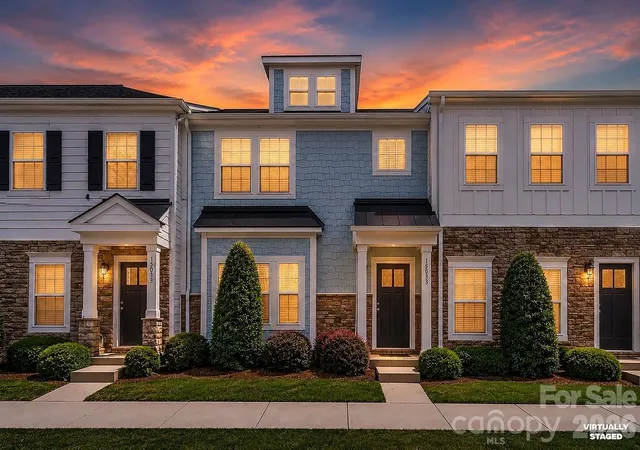 Photo 2 of Townhouse for sale at 15033 Meacham Farm Dr, Huntersville, NC 28078 | MLS# 4393977 | Listing updated on 2026-09-24