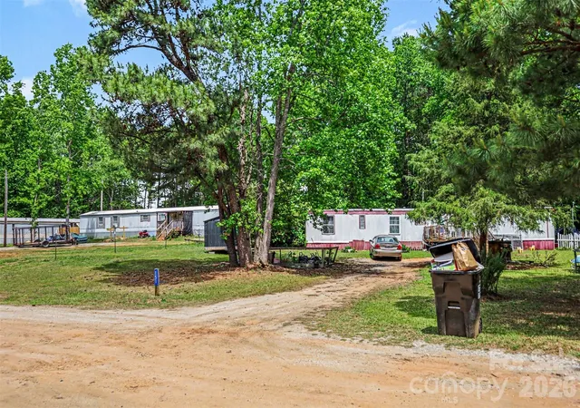Listing Photo 2 - Condo for sale in building located at 50 Pineview Cir, Wadesboro, NC 28170 - Unit #
