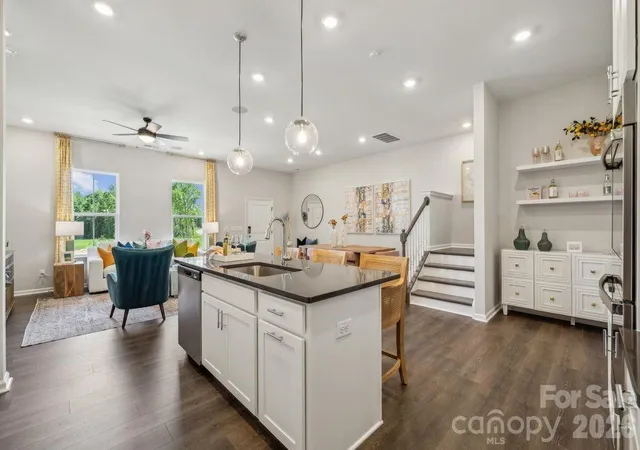 Photo 5 of Sale Pending at 8694 Miles Gap Rd, Fort Mill, SC 29707 | MLS# 4393986 | Listing updated on 2026-06-26