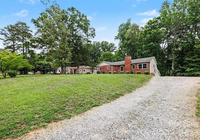 Photo 2 of Single family home for sale at 217 Oakwood Ave, York, SC 29745 | MLS# 4394029 | Listing updated on 2026-10-15