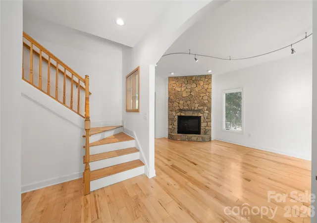 Photo 4 of Single family home for sale at 135 Buffalo Trl, Asheville, NC 28805 | MLS# 4394035 | Listing updated on 2026-10-03