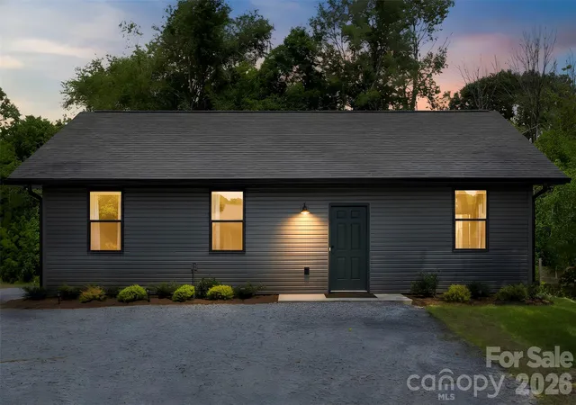 Homes for sale in Dallas, NC | 1003 College Blvd, Dallas, NC 28034 | MLS# 4394111