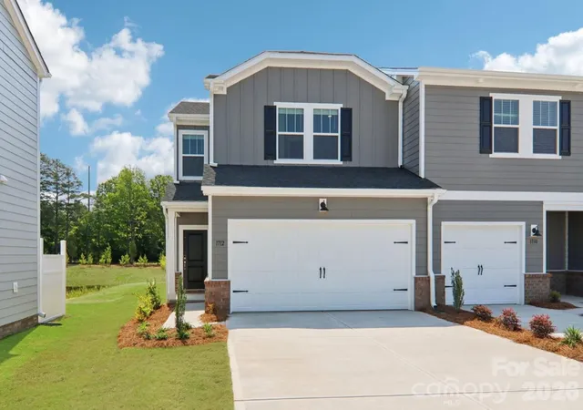 1st image of 9048 Foggy Brook Loop, Charlotte, NC 28216 | MLS# 4394143