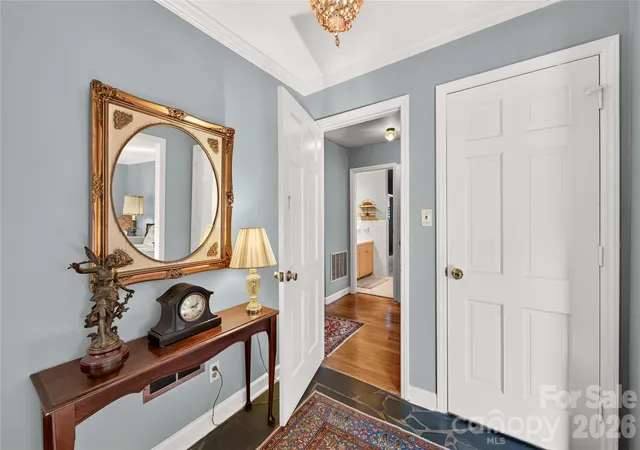 Photo 3 of Single family home for sale at 1100 Turnbridge Rd, Charlotte, NC 28226 | MLS# 4394163 | Listing updated on 2026-10-01