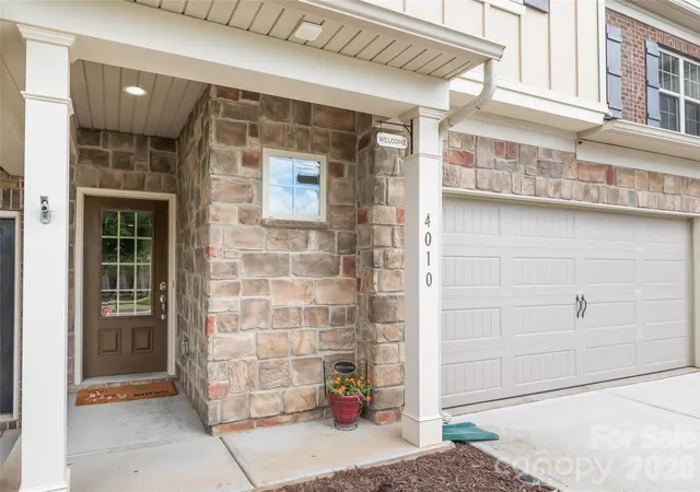 Photo 2 of Townhouse for sale at 4010 Woodsmill Rd, Fort Mill, SC 29707 | MLS# 4394180 | Listing updated on 2026-08-13
