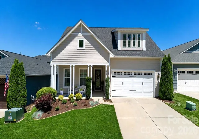 1st image of 5099 Looking Glass Trl, Denver, NC 28037 | MLS# 4394193