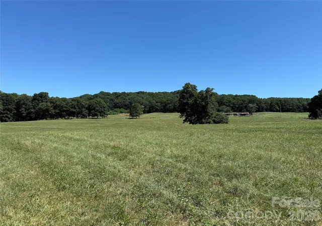Photo 1 of Sale Pending at 4691 Wilkesboro Hwy, Statesville, NC 28625 | MLS# 4394237 | Listing updated on 2026-09-17